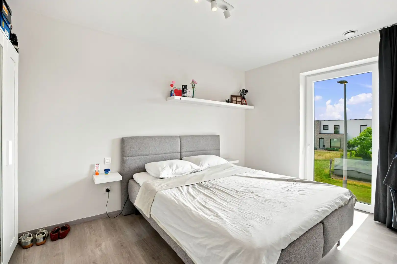 Recente woning (2023), met 3 slks, carport, tuin in een mooie buurt te Heule. foto 9