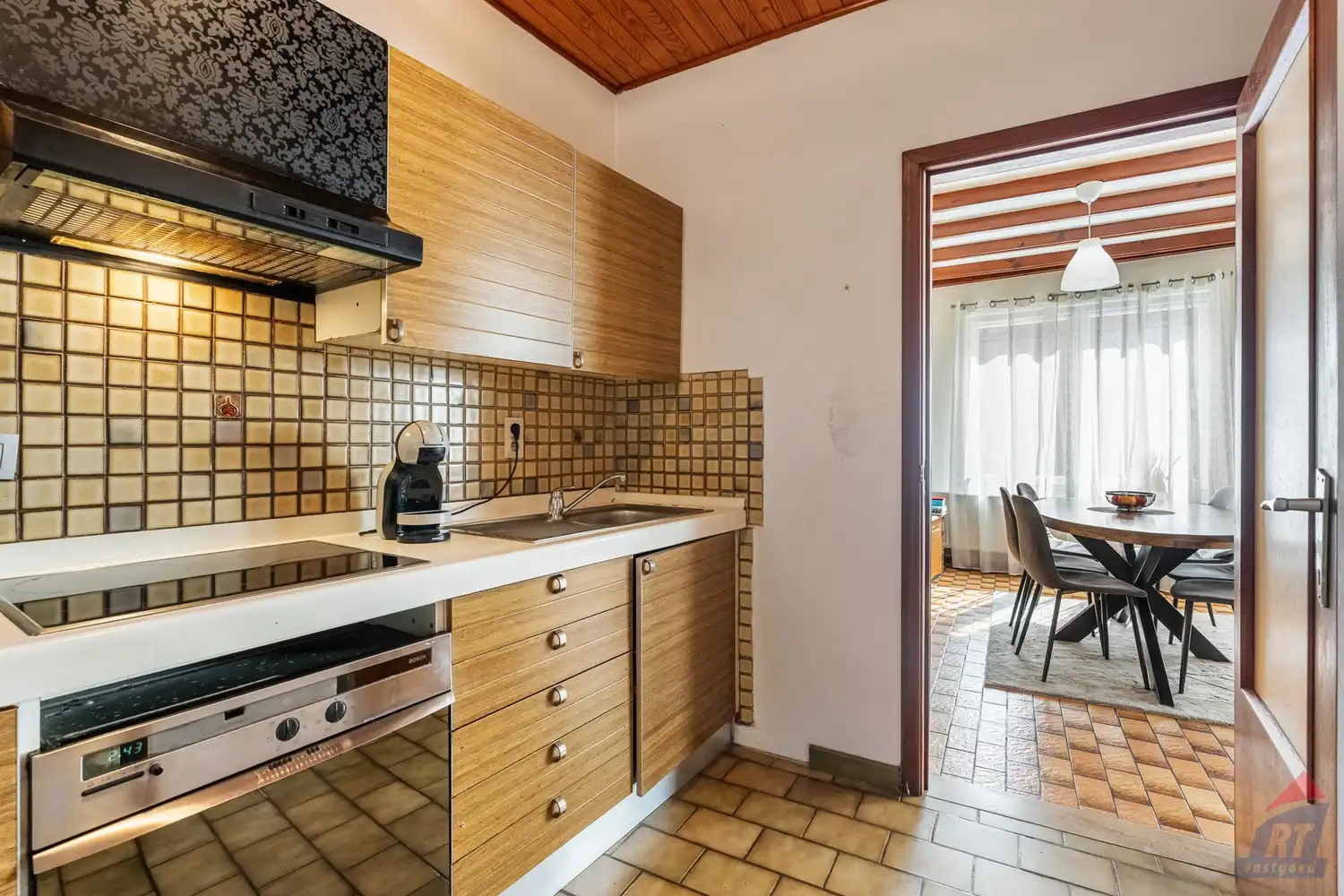 Charmante stadswoning met 3 slaapkamers in hartje Sint-Truiden foto 10