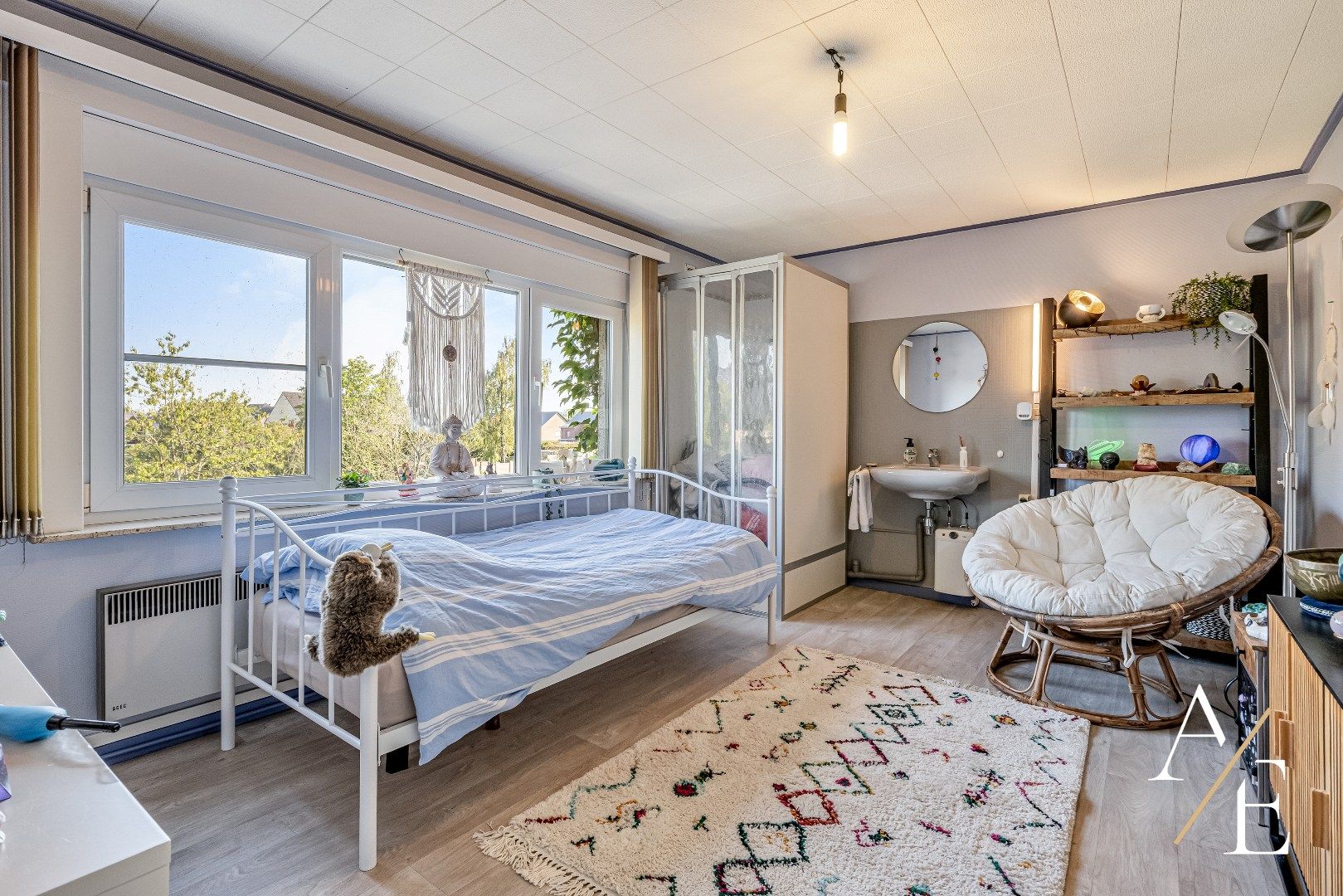 WICHELEN - Landelijke grote woning met prachtige tuin! foto 12