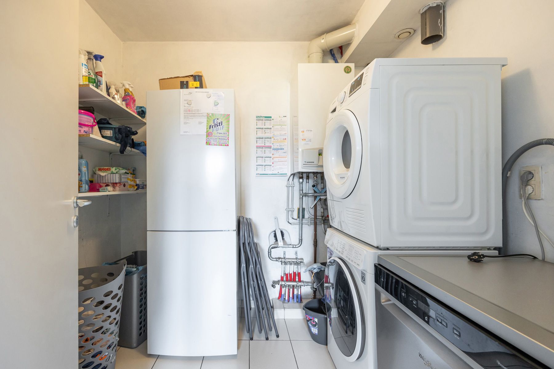 Recente gezinswoning met 3 slaapkamers, zolder en zonrijke tuin met garage. foto 7