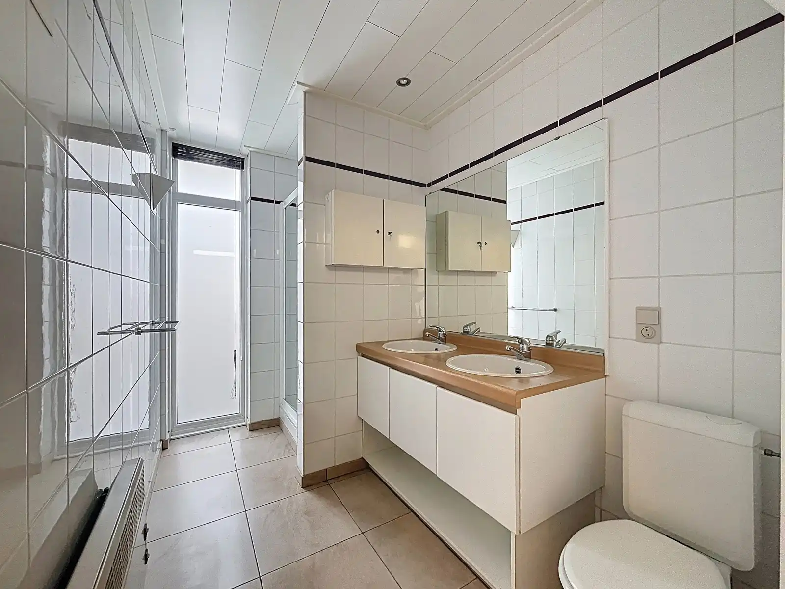 Mooi gelegen, alleenstaande Woning, 2 SLPK, garage én Tuin! foto 14