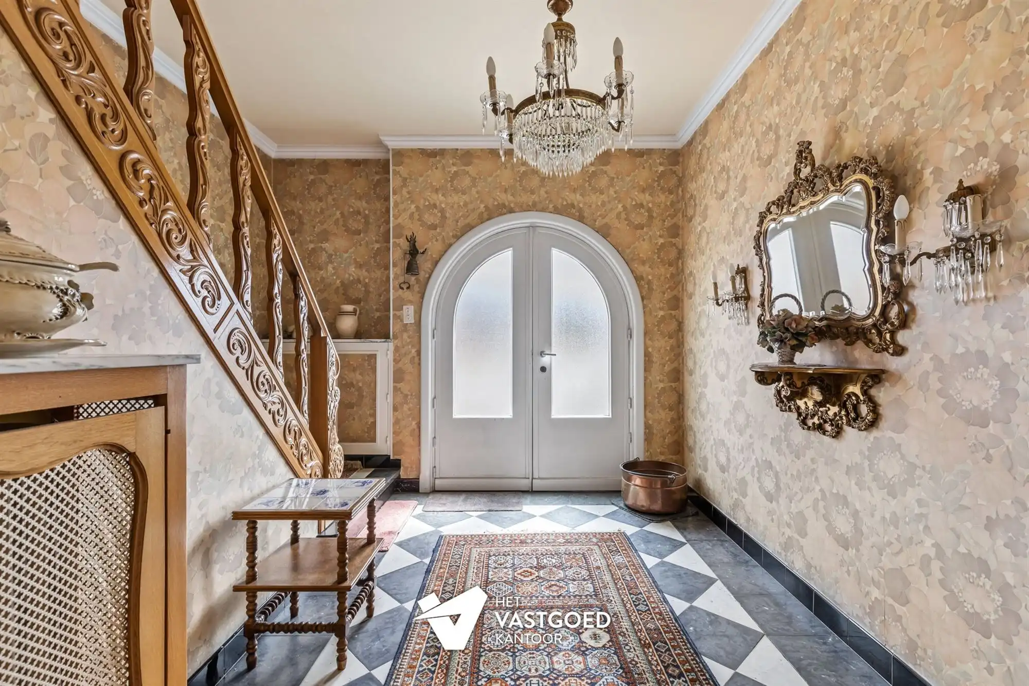 VERRASSEND RUIME WONING MET ENORM POTENTIEEL foto 9