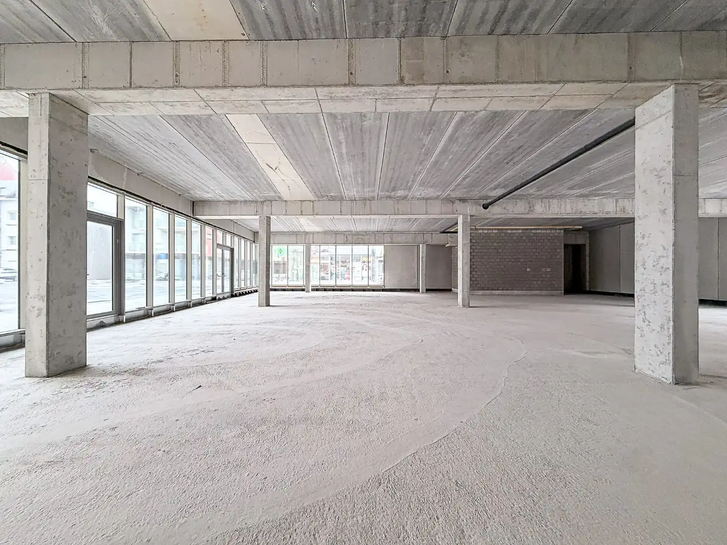 HOOST - Commerciële Ruimtes te Koop- te Huur foto 21