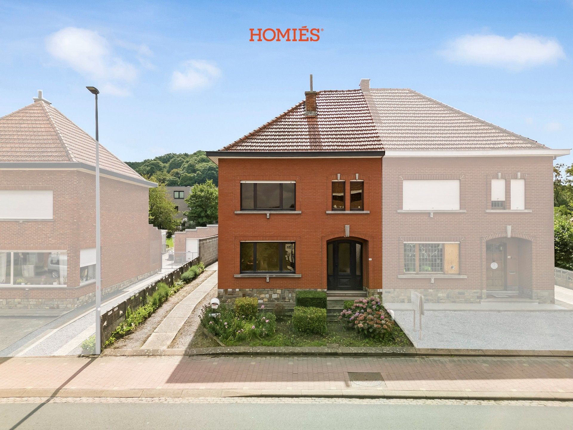 Hoofdfoto van de publicatie: Te renoveren woning met veel potentieel