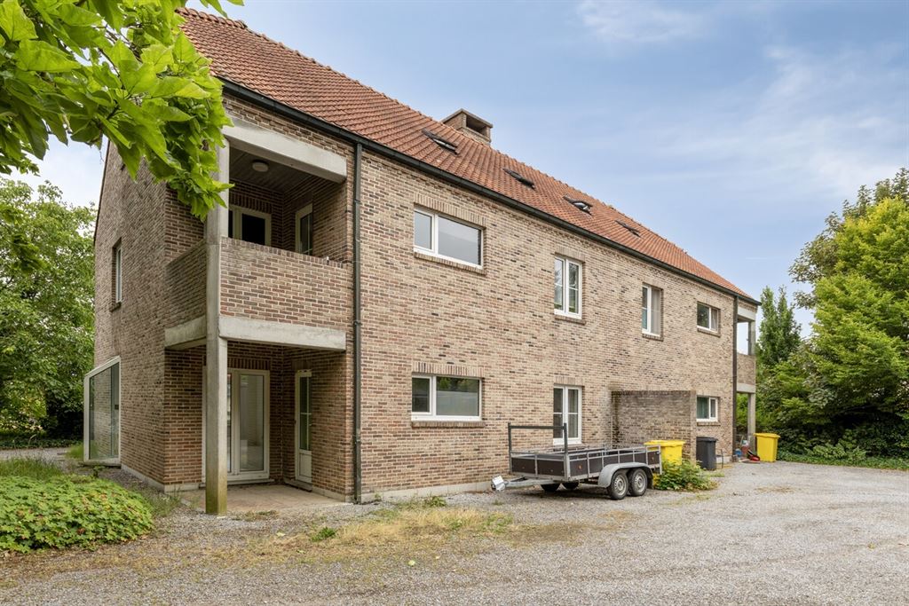 Twee ruime, te renoveren, woningen te koop!  foto 11