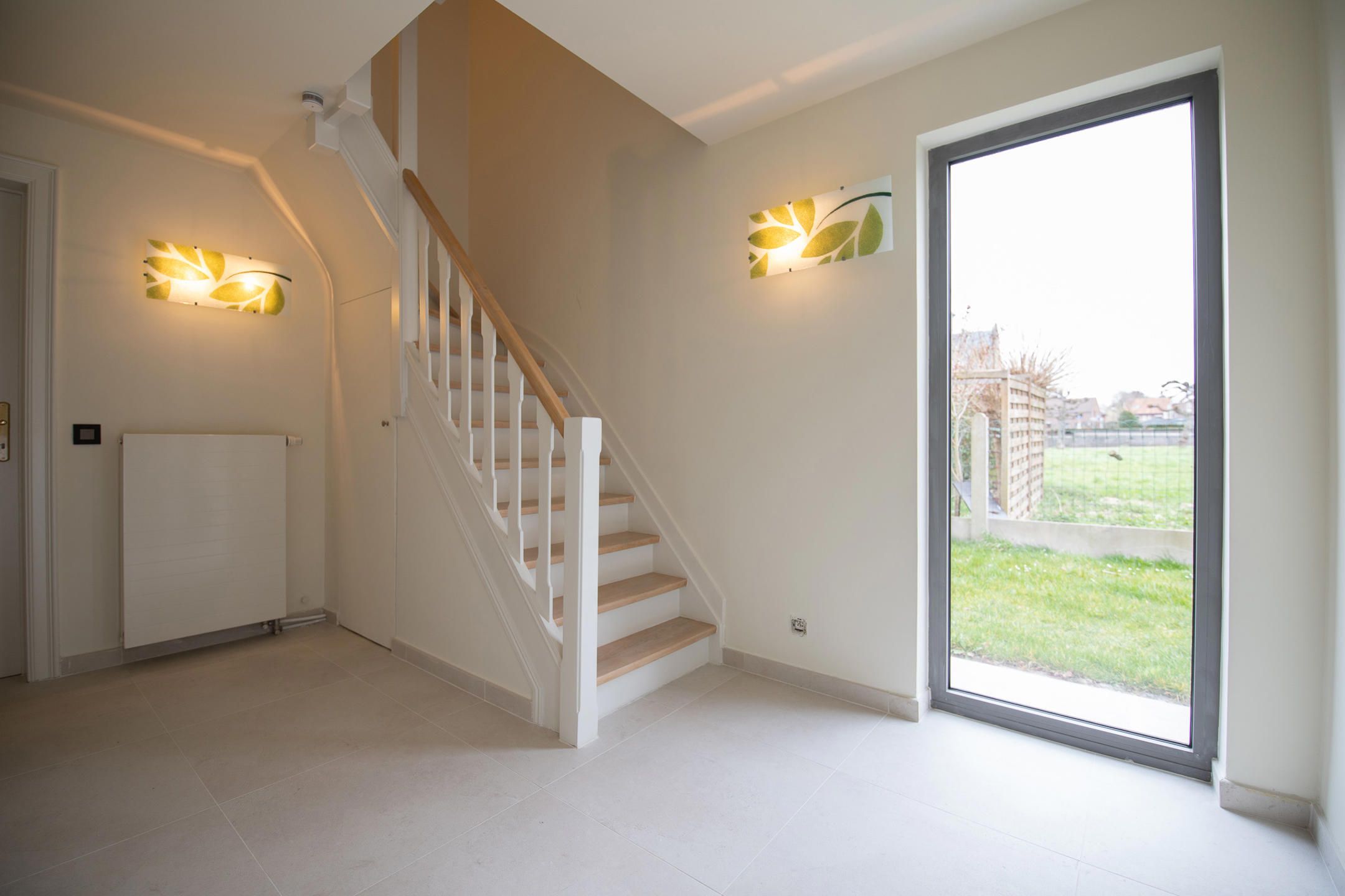 Gerenoveerde woning in een rustige straat foto 2