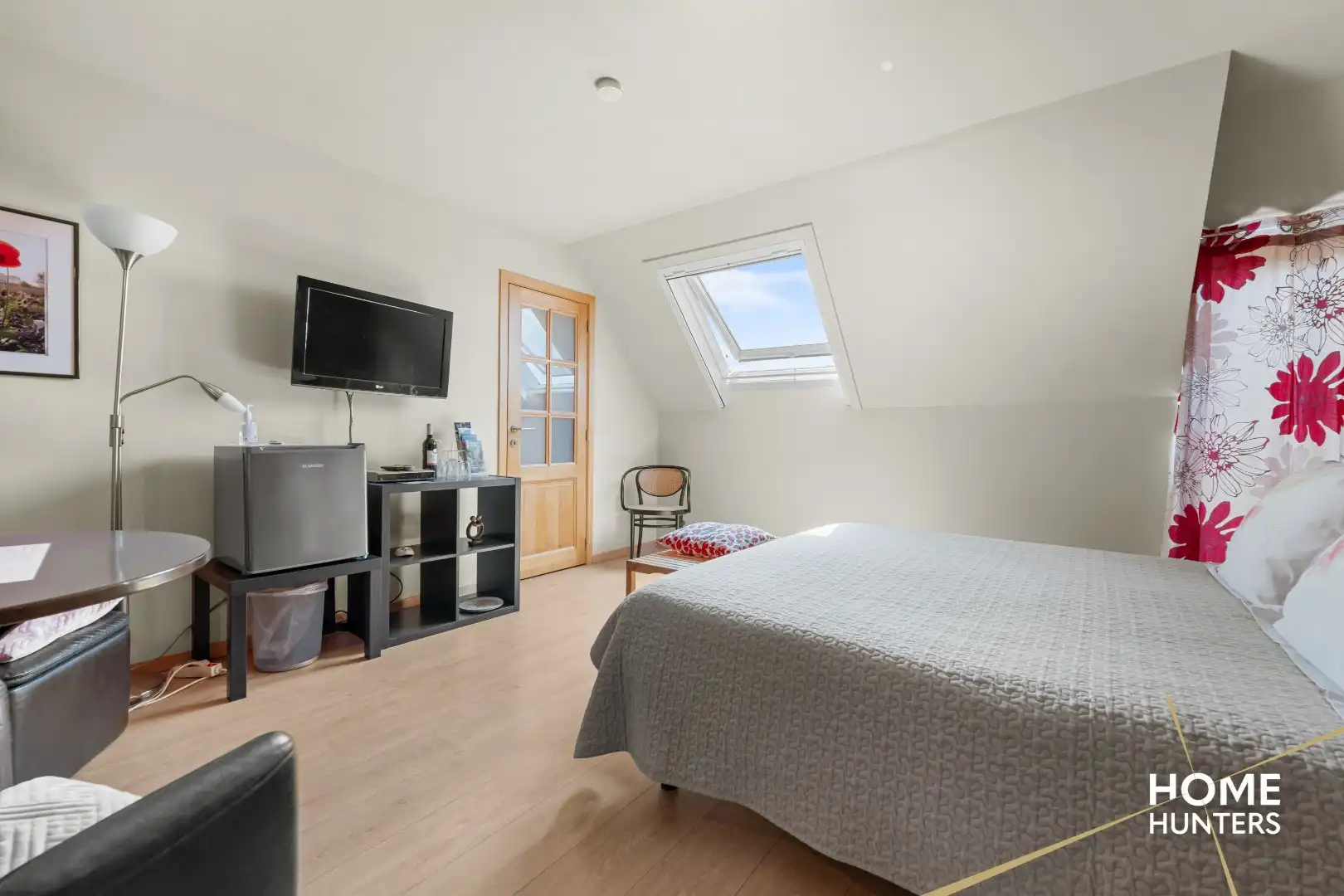 Instapklare exclusieve eigendom met historisch bijgebouw en hoogwaardige afwerking in een oase van rust en ruimte foto 16