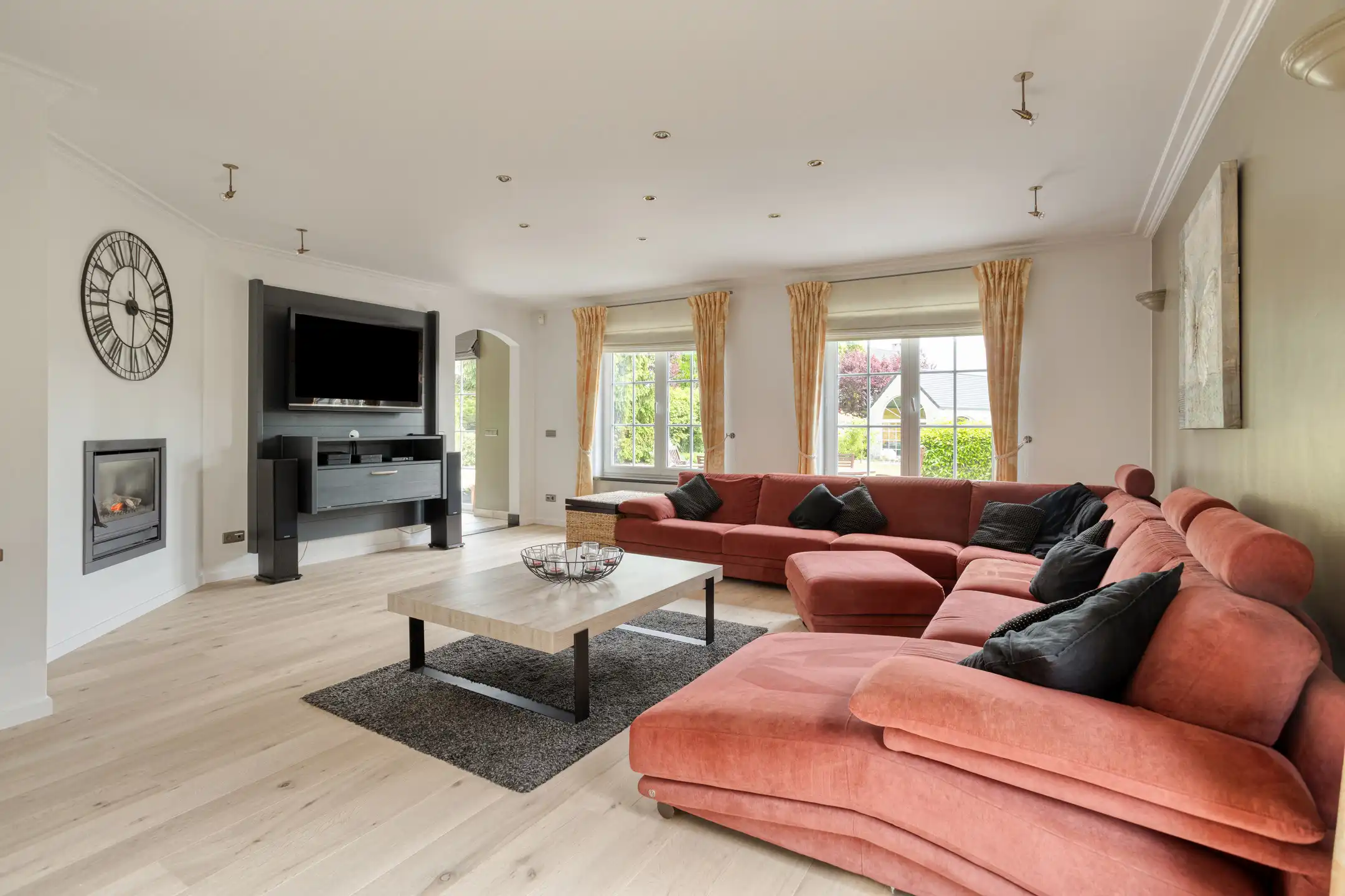 TOP onderhouden villa op uitzonderlijk perceel foto 7