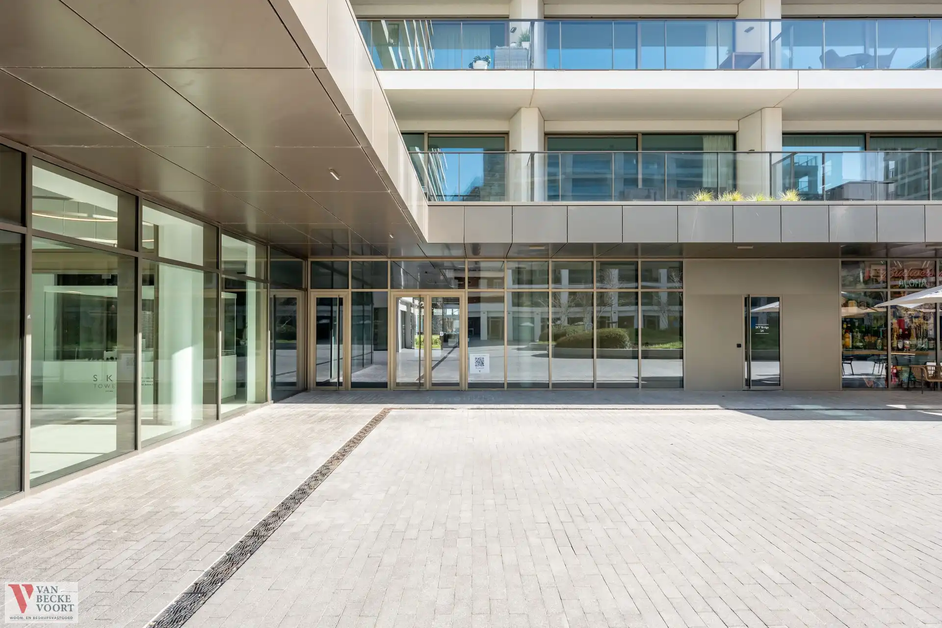 Sky Bridge 01 - horecapand foto {{pictureIndex}}