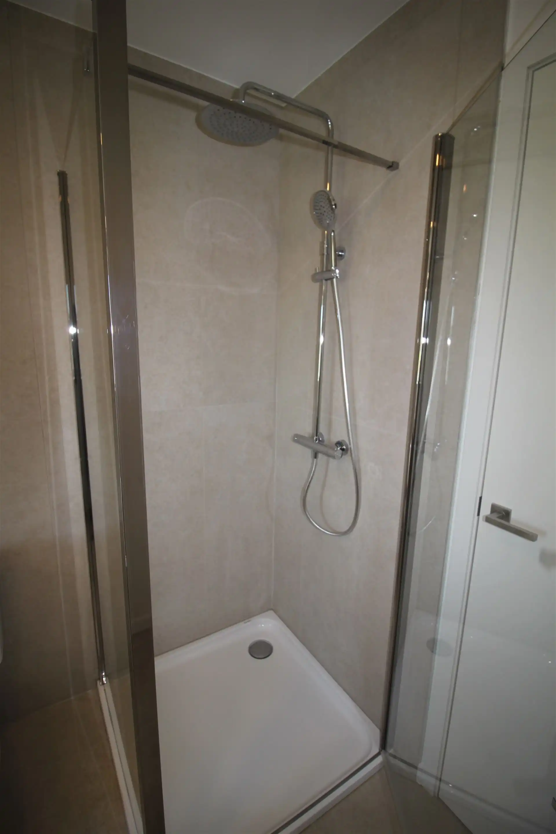 Woning, 3 slpks, voorzien van de nieuwste technieken. foto 17