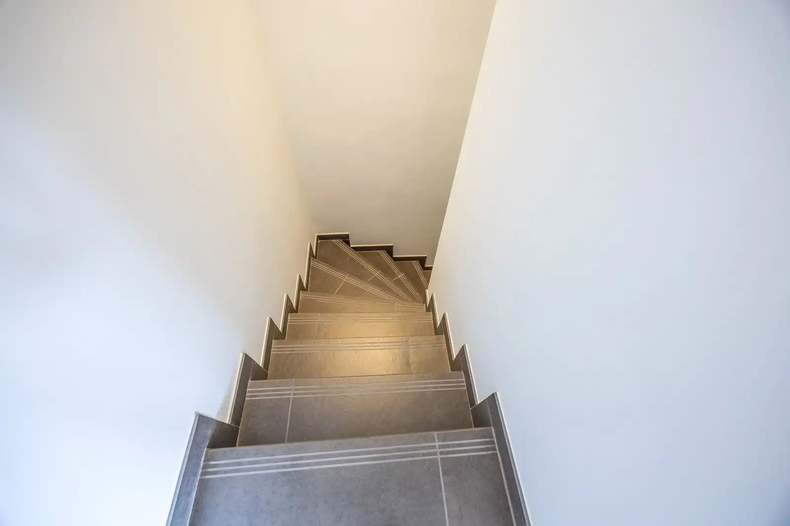 Frontaal zeezicht appartement aan de Zeedijk in Oostende met 3 slaapkamers foto 11