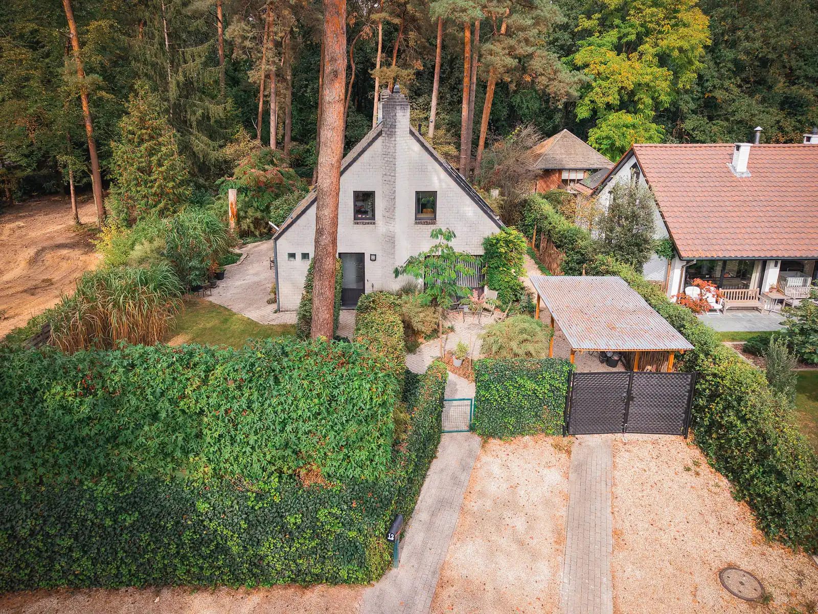 Woning op toplocatie middenin het groen foto {{pictureIndex}}