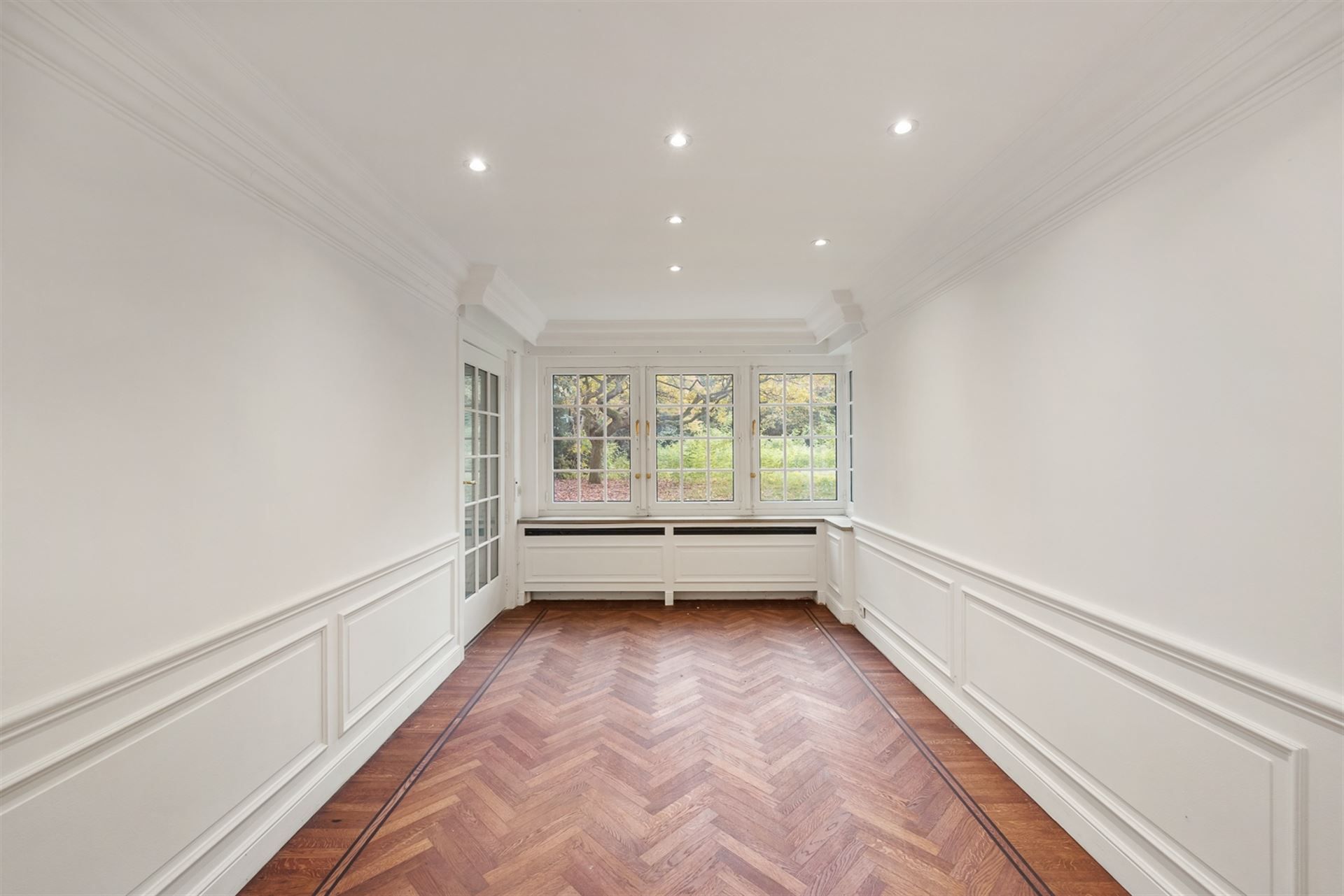 Karaktervolle Villa 1951 met Zuidwestgerichte Tuin foto 18