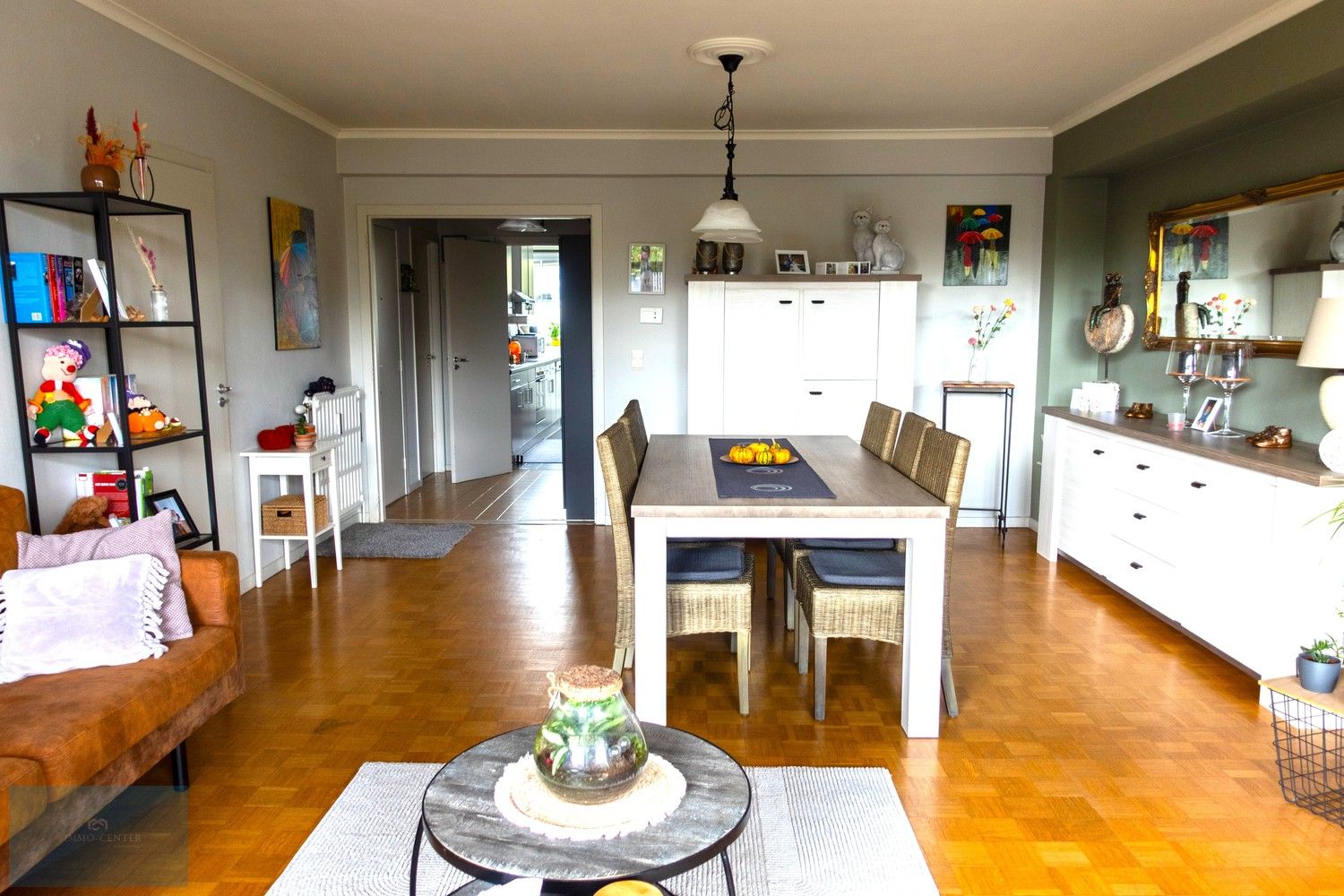 Instapklaar 2-slaapkamerappartement met terras op topligging in Genk foto 7