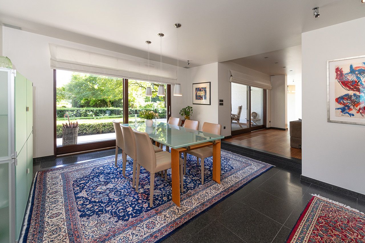 Ruime en exclusieve villa met 5 slaapkamers op perceel van 40 are foto 5