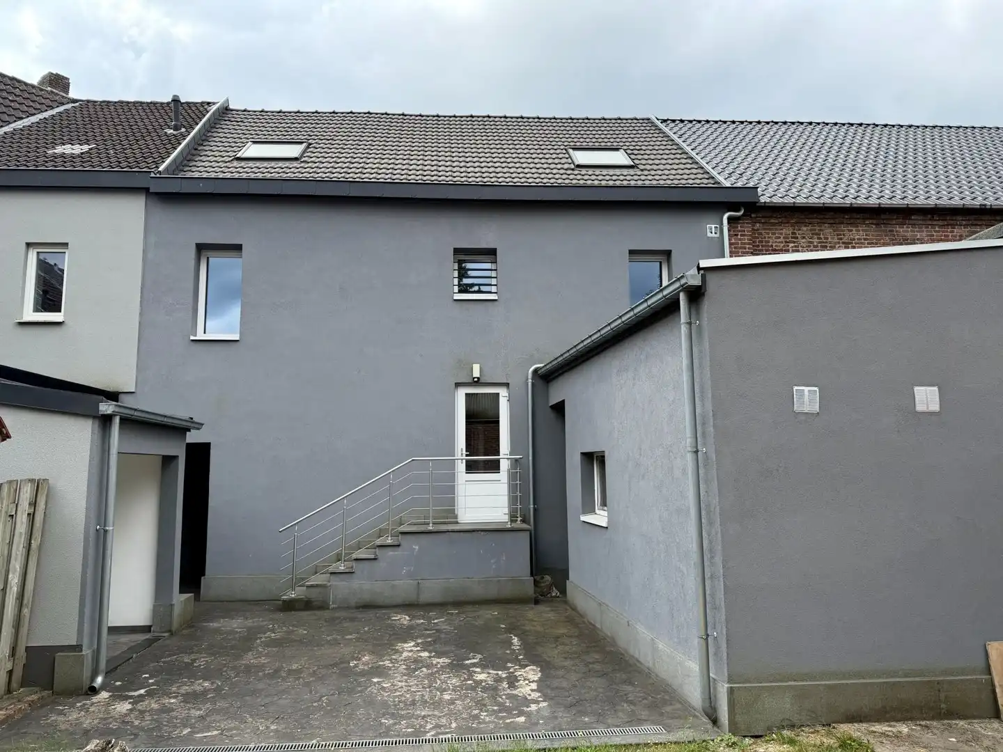Gerenoveerd handelspand met instapklaar duplexappartement en tuintje foto 27