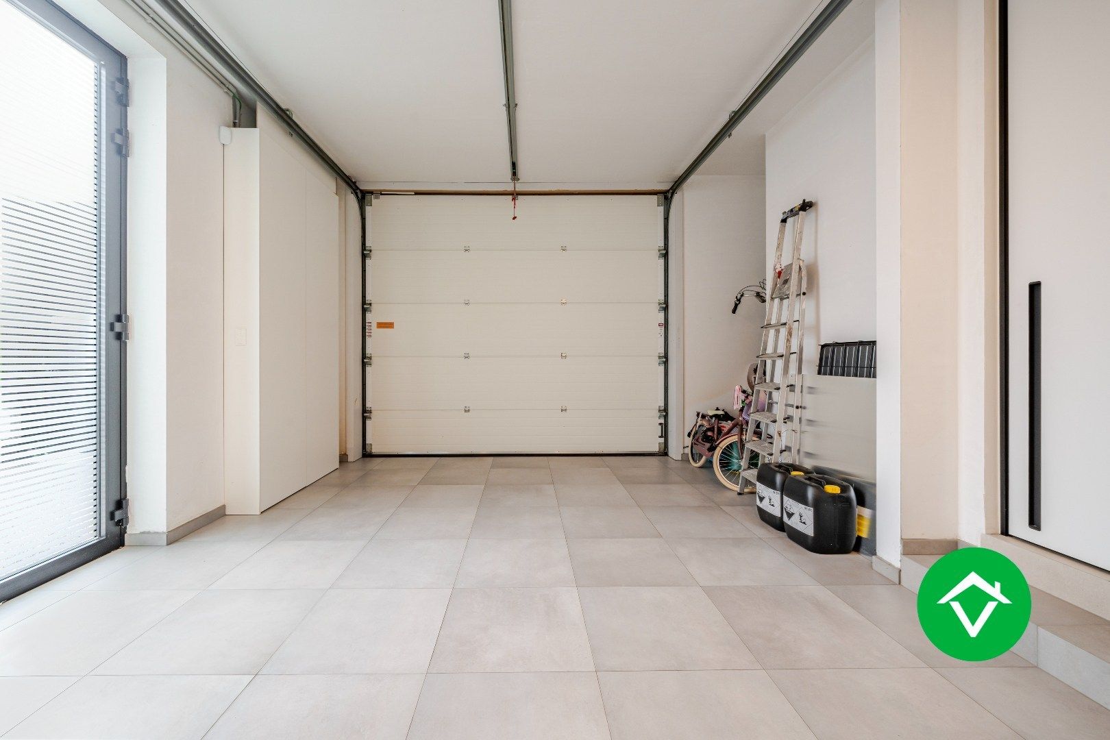 Exclusieve, moderne villa in Koekelare met zwembad, poolhouse, wellness en privécinema – ultiem wonen in luxe en stijl, met oog voor perfectie. foto 47