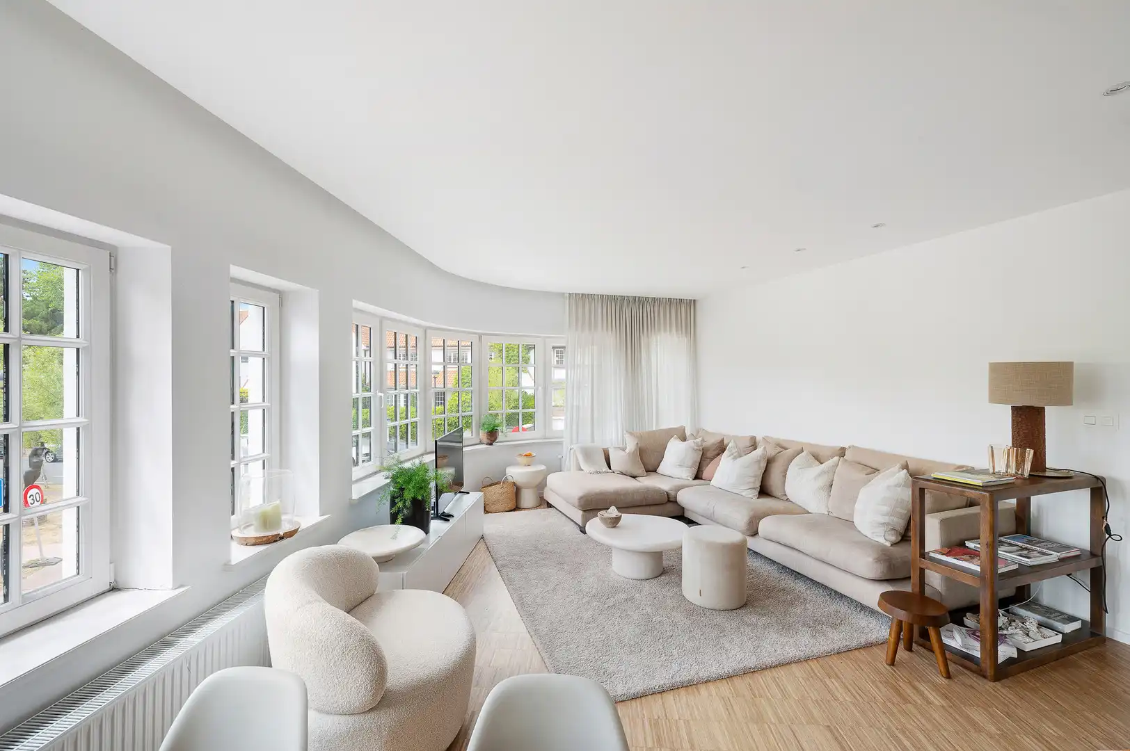 Subliem hoekappartement in hartje Zoute op wandelafstand van het strand en het Dominicanenkerkje. foto 4