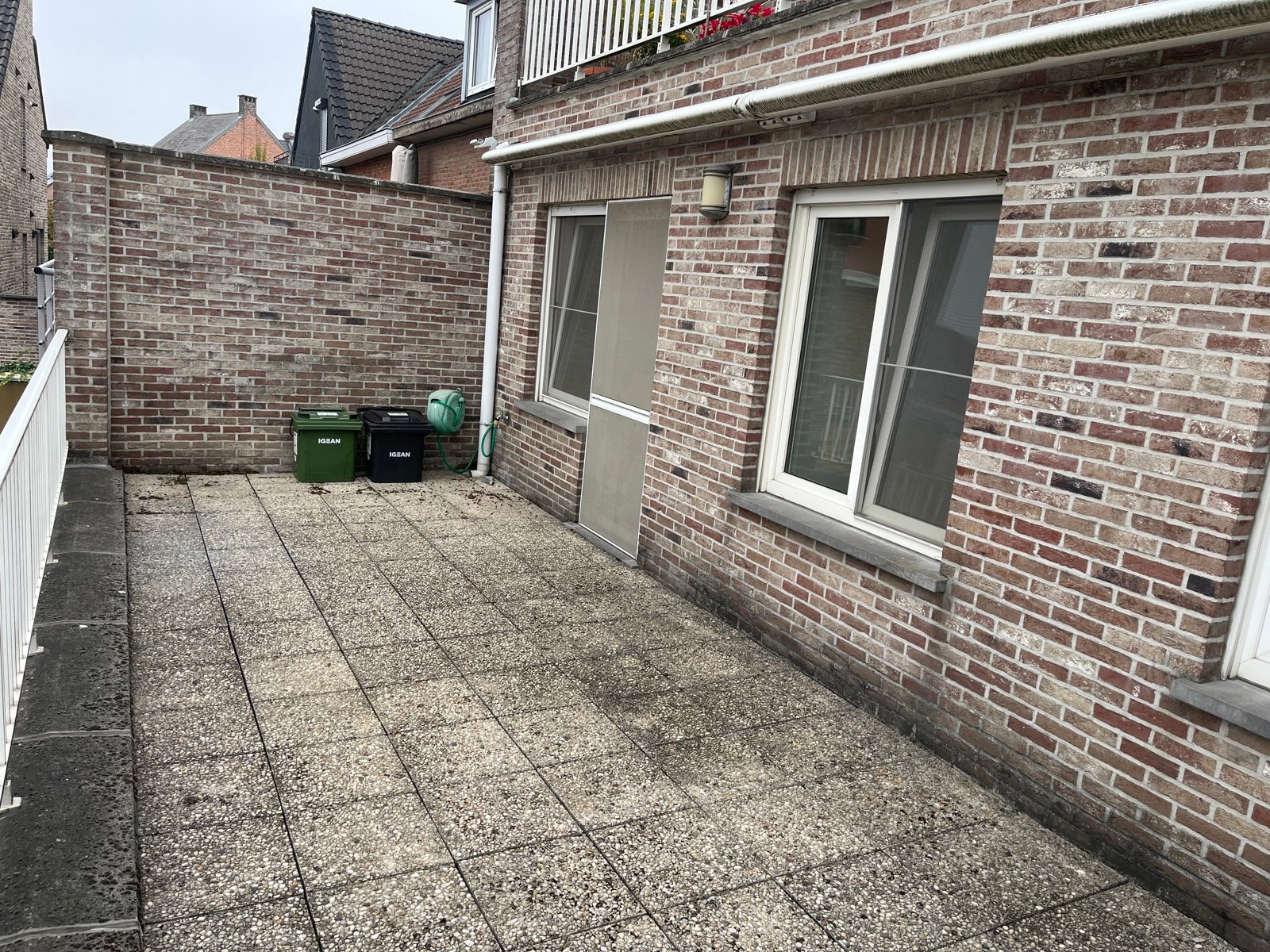 Appartement met lift, terras, garagebox en autostaanplaats foto 9