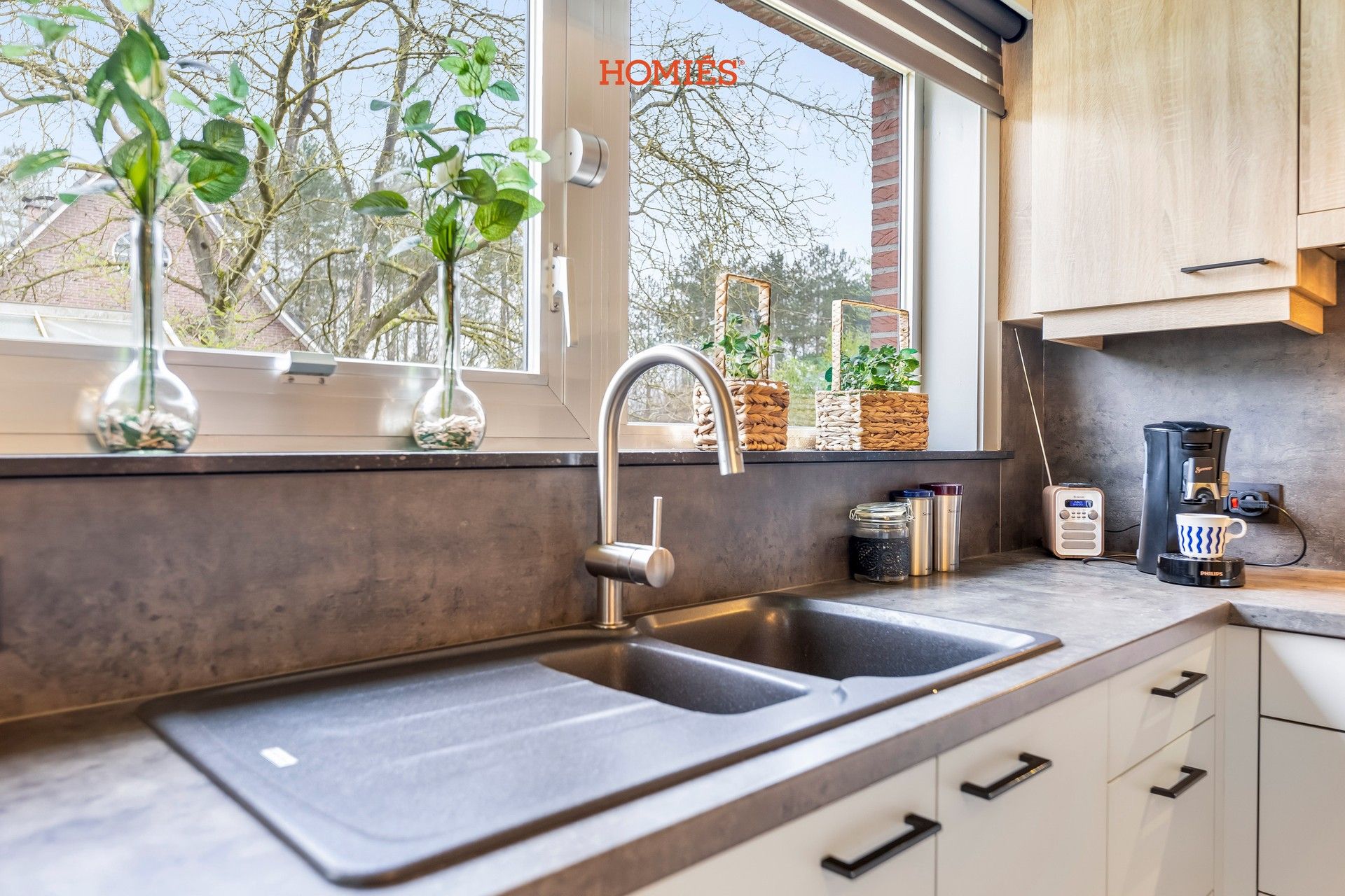 Gezinswoning met potentieel in een rustige omgeving foto 9