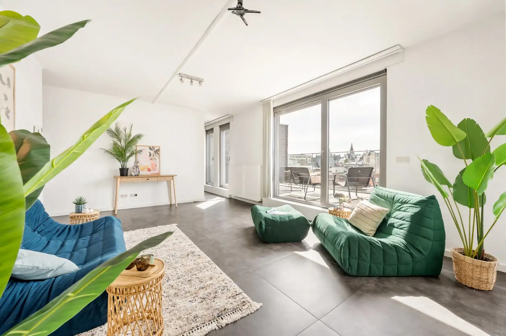 Penthouse met ruime terrassen en prachtige zichten!  foto 6