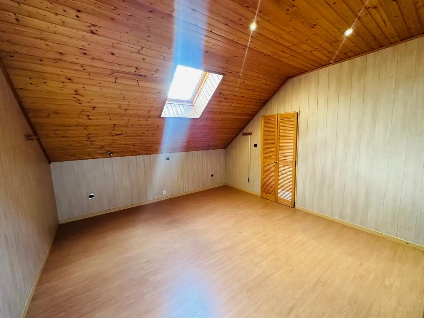 Eigentijdse vrijstaande woning te Peer foto 15