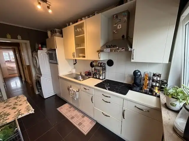 Genk, Reinpadstraat 17 bus 18 - Ruim appartement met 3 slaapkamers, autostaanplaats en kelderberging nabij Genk-centrum. foto 7