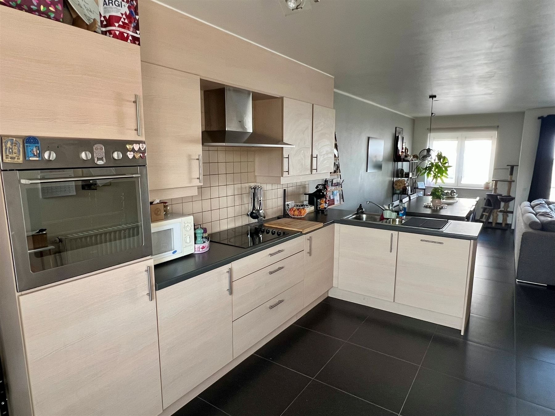 Charmant en ruim duplex appartement met dakterras foto 3