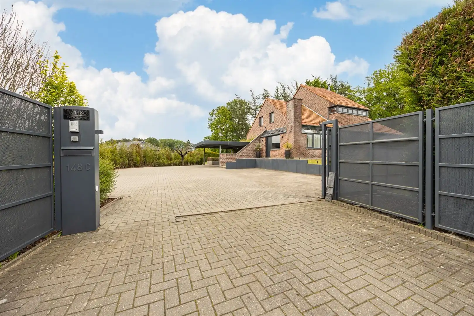 Woning met burelen, opslagruimte en een prachtige tuin! foto 24