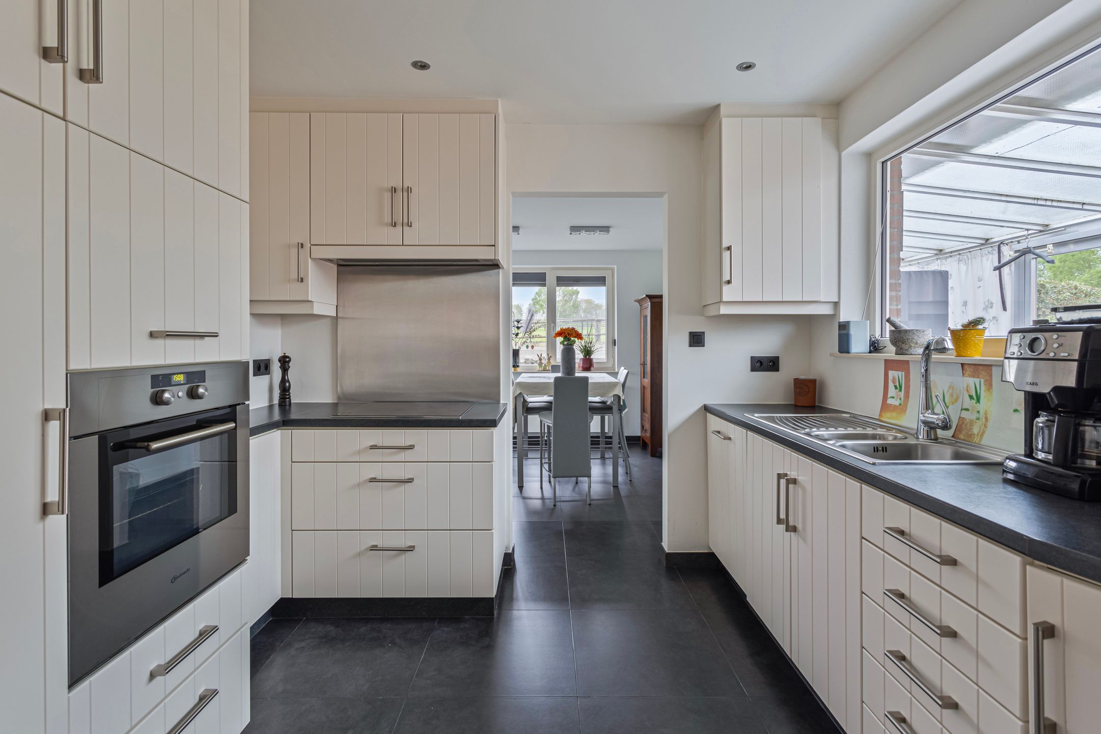 Gelijkvloerse woning met twee slaapkamers foto 8