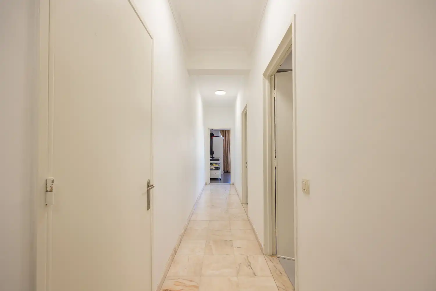 Ruim en instapklaar 2-slaapkamer appartement op toplocatie aan het Stadspark met terras, EPC B! foto 15