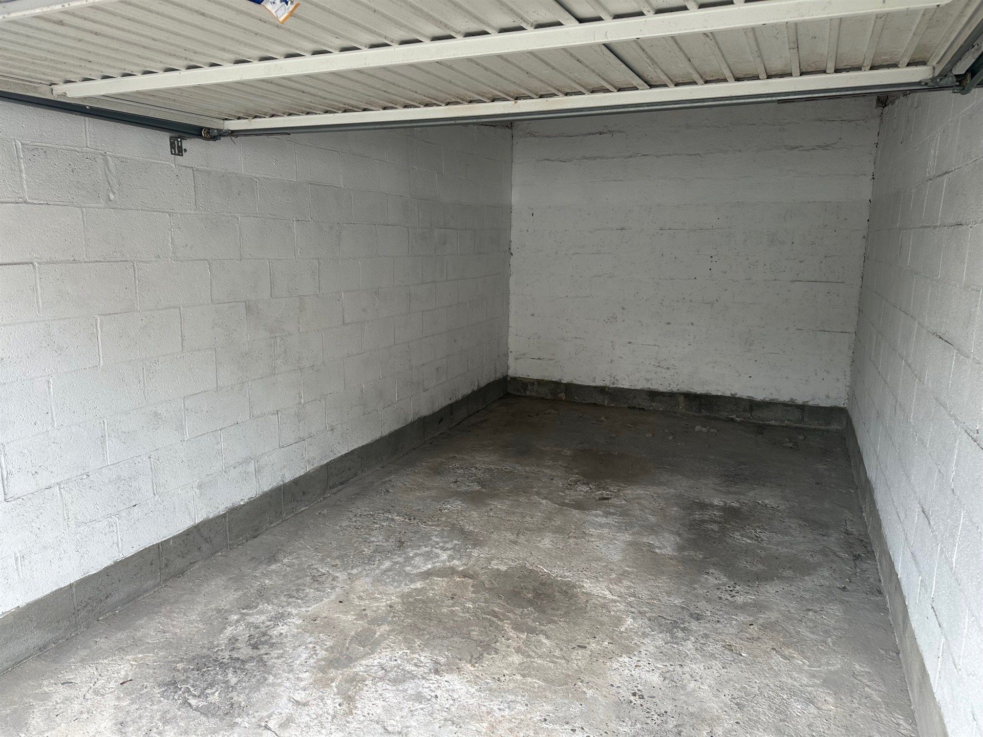 Garagebox in het stadscentrum foto 2