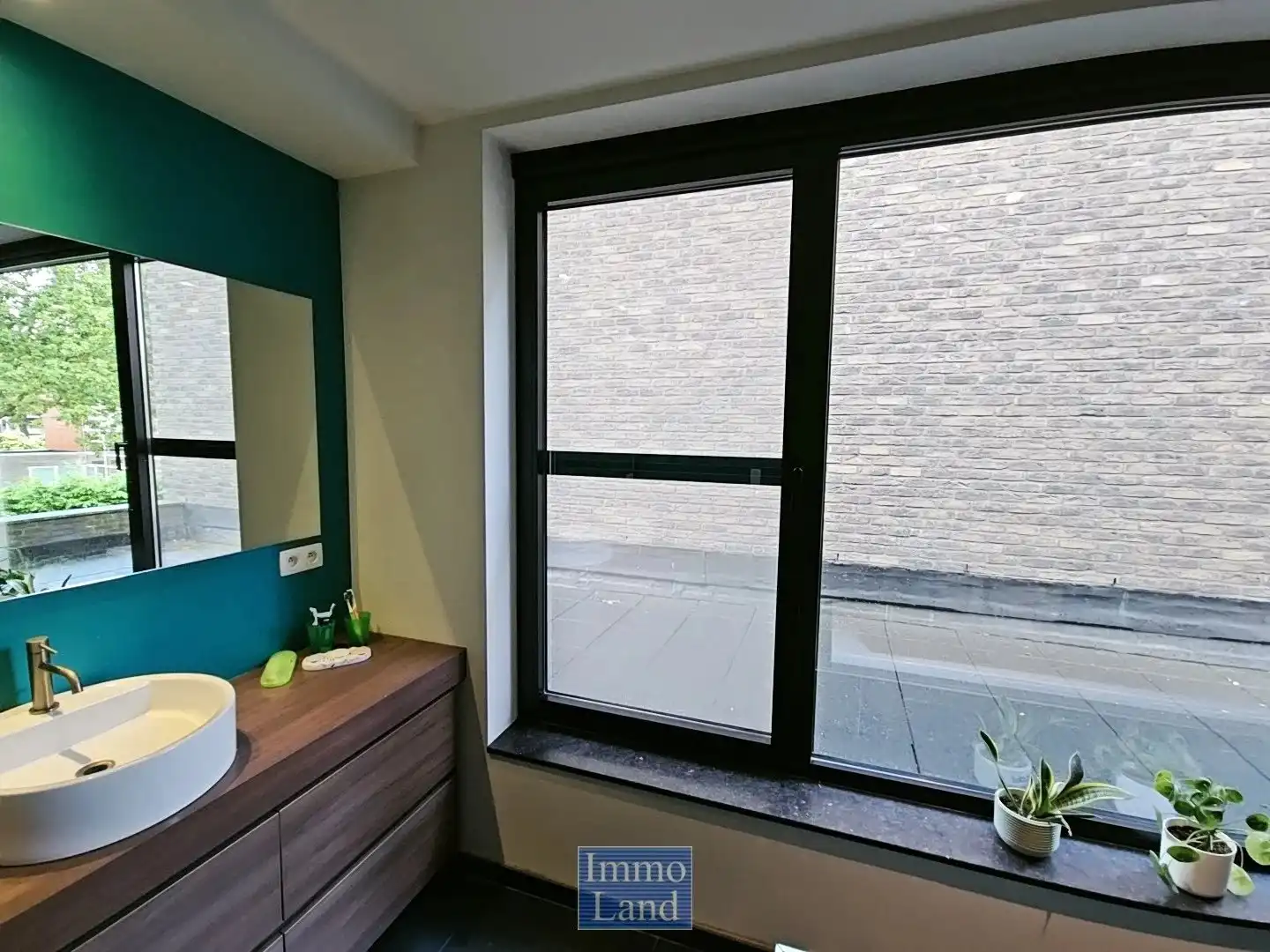 Zeer energiezuinige rustig gelegen woning, binnen de grote ring van Hasselt. foto 21