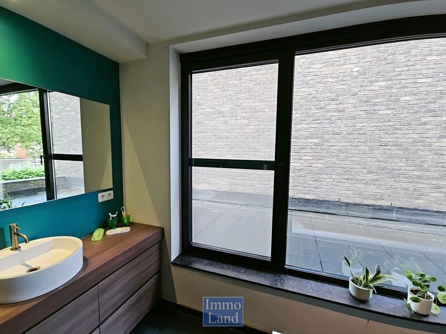 Zeer energiezuinige rustig gelegen woning, binnen de grote ring van Hasselt. foto 21