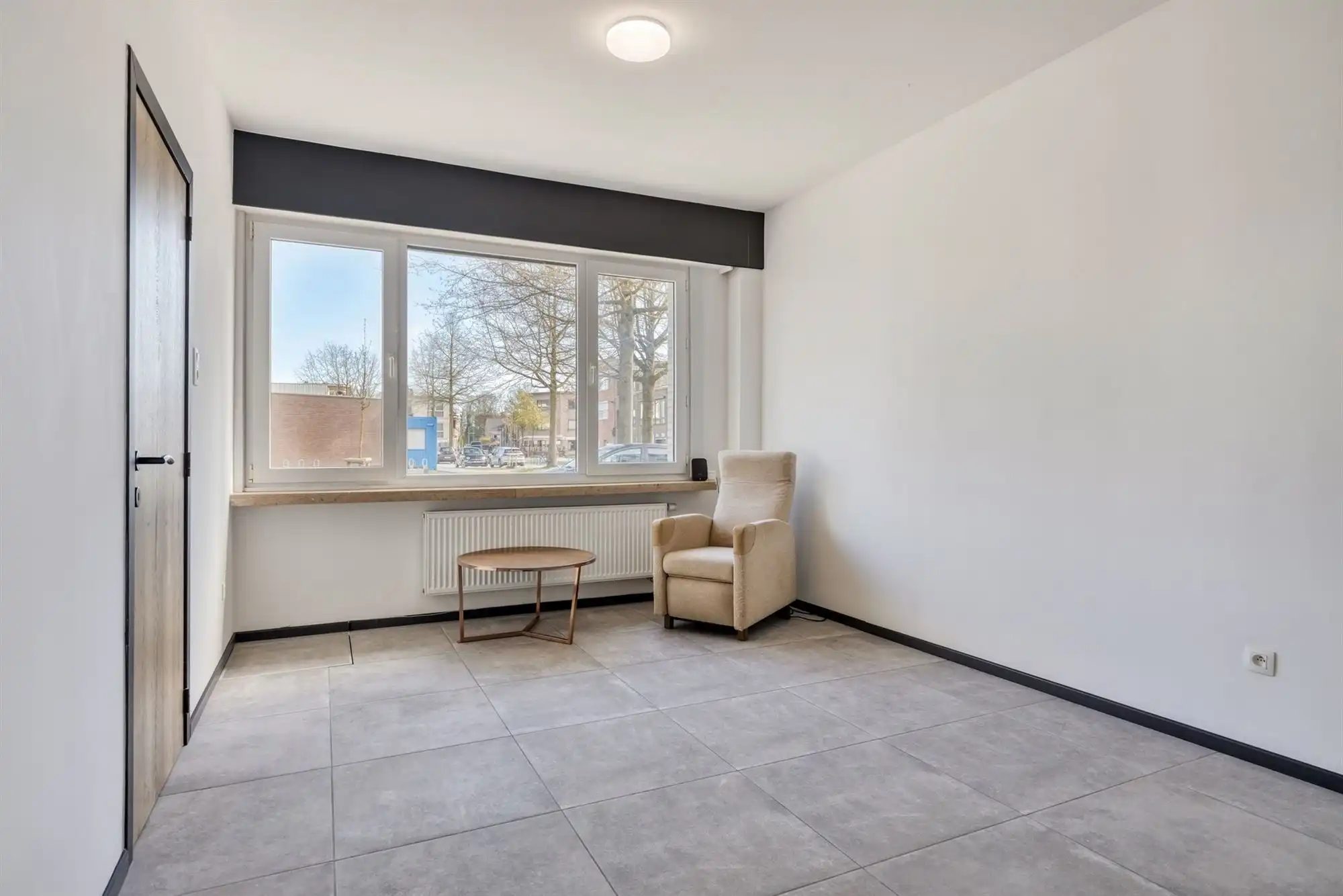 Ruime kangoeroe woning met 5 slk + 2 badk + terras in Lier foto 3