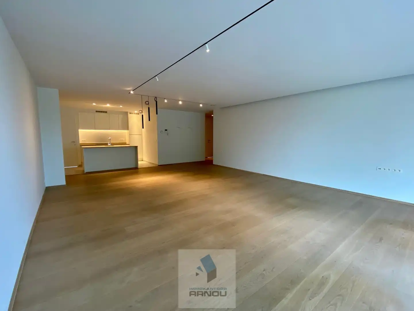 Prachtige loft met 2 slaapkamers, dressing en ruim overdekt terras foto 7