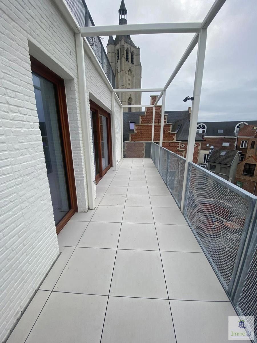 Nieuwbouw Penthouse gelegen in het hart van Mechelen. foto 11