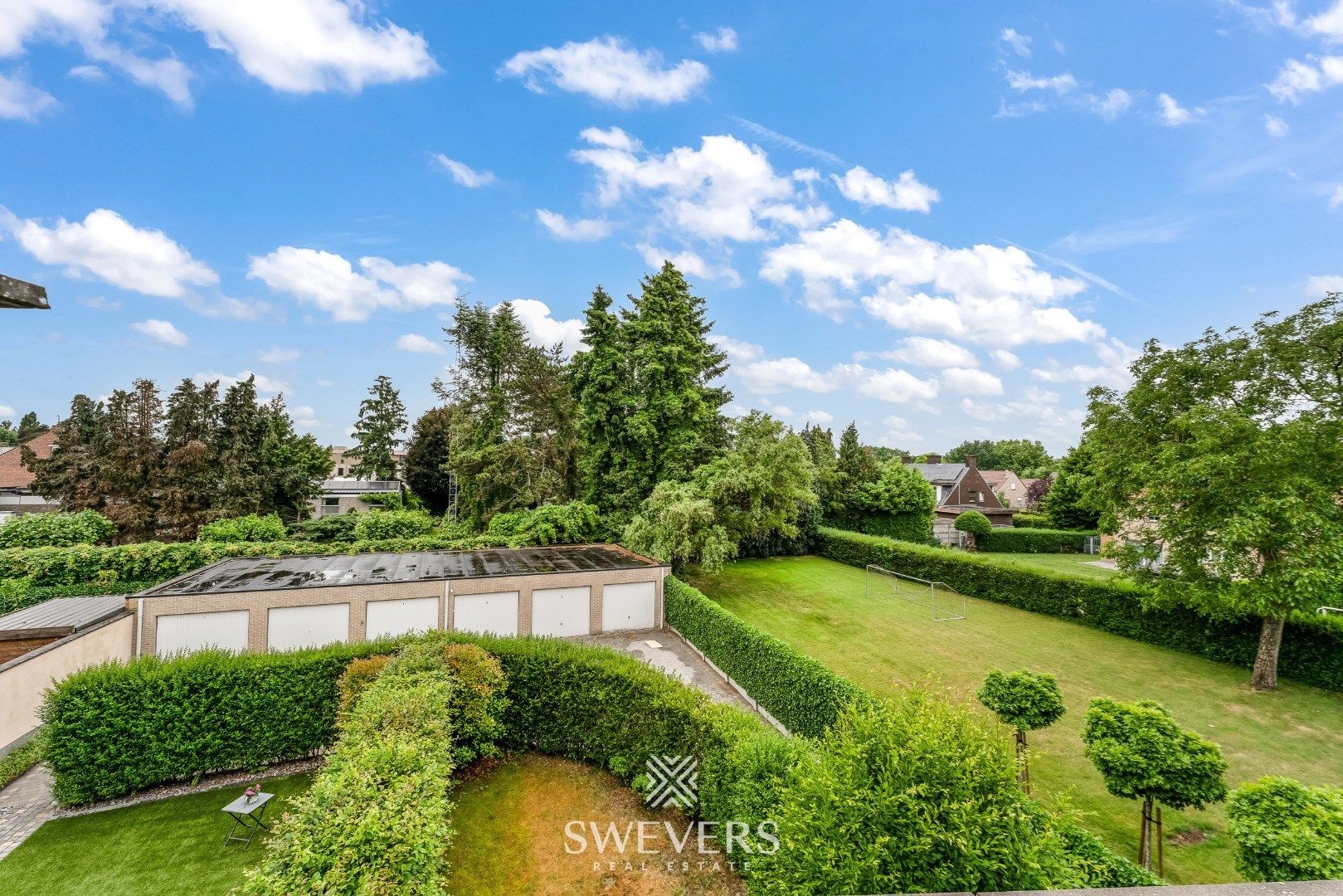 Ruim duplex appartement met 2 slaapkamers en garage foto 32