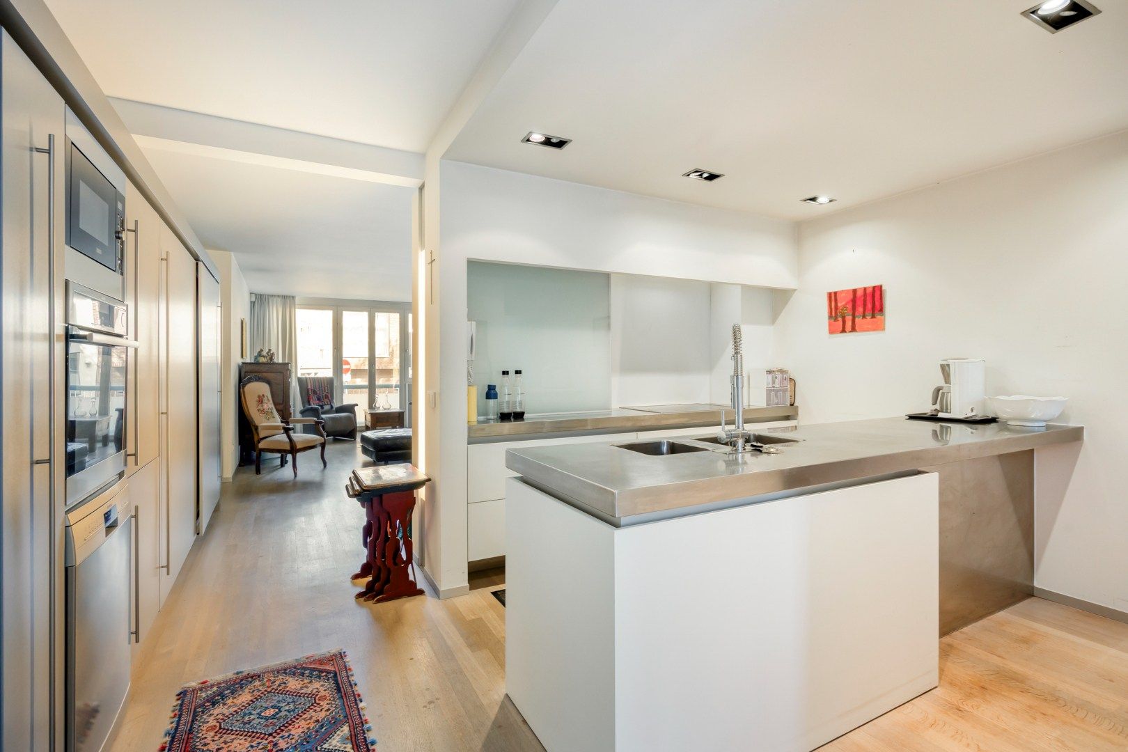 Gelijkvloers appartement met een terras van 50m²,  3 slaapkamers en 2 staanplaatsen in het centrum van Leuven! - bewoonbare opp. 147m²  foto 12