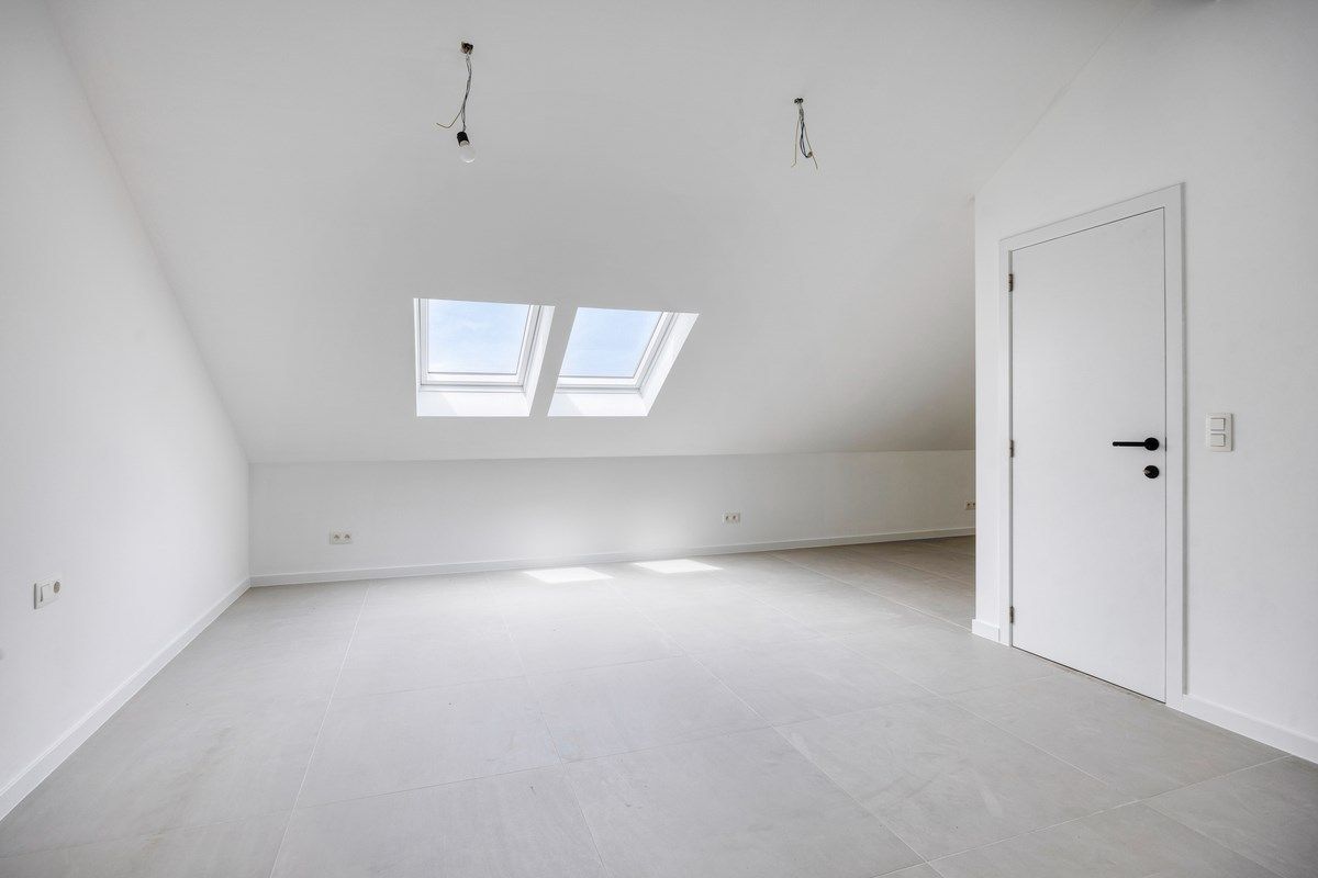 Energiezuinige, afgewerkte nieuwbouwwoning voorzien van alle comfort foto 12