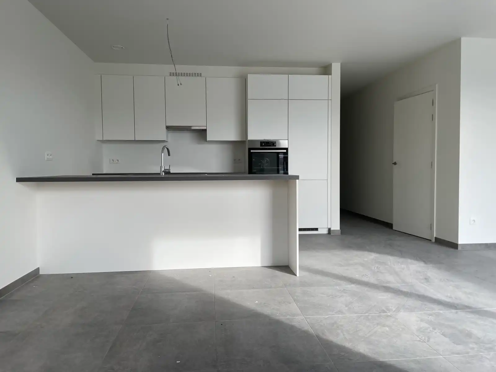 Recent appartement, met lift, zuidgericht terras.  foto 8