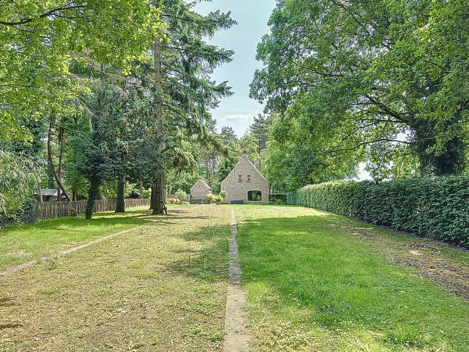 Prachtige villa met 3 slaapkamers op een perceel van +/- 60 are. foto 35