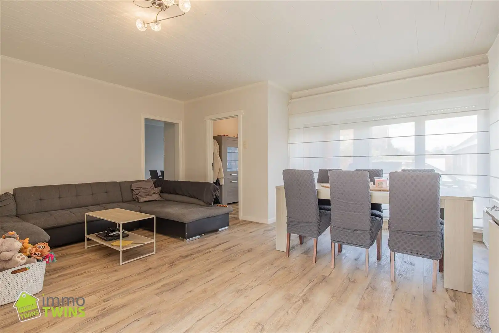 Bungalow in uiterst rustige en groene omgeving foto 4