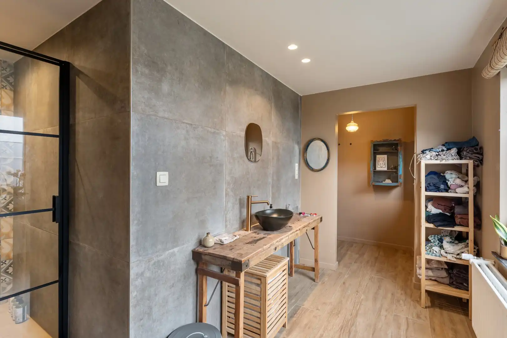 Karaktervolle, deels gerenoveerde gezinswoning op riant perceel van 10a 33ca in Houthalen-Helchteren 🏡✨ foto 8
