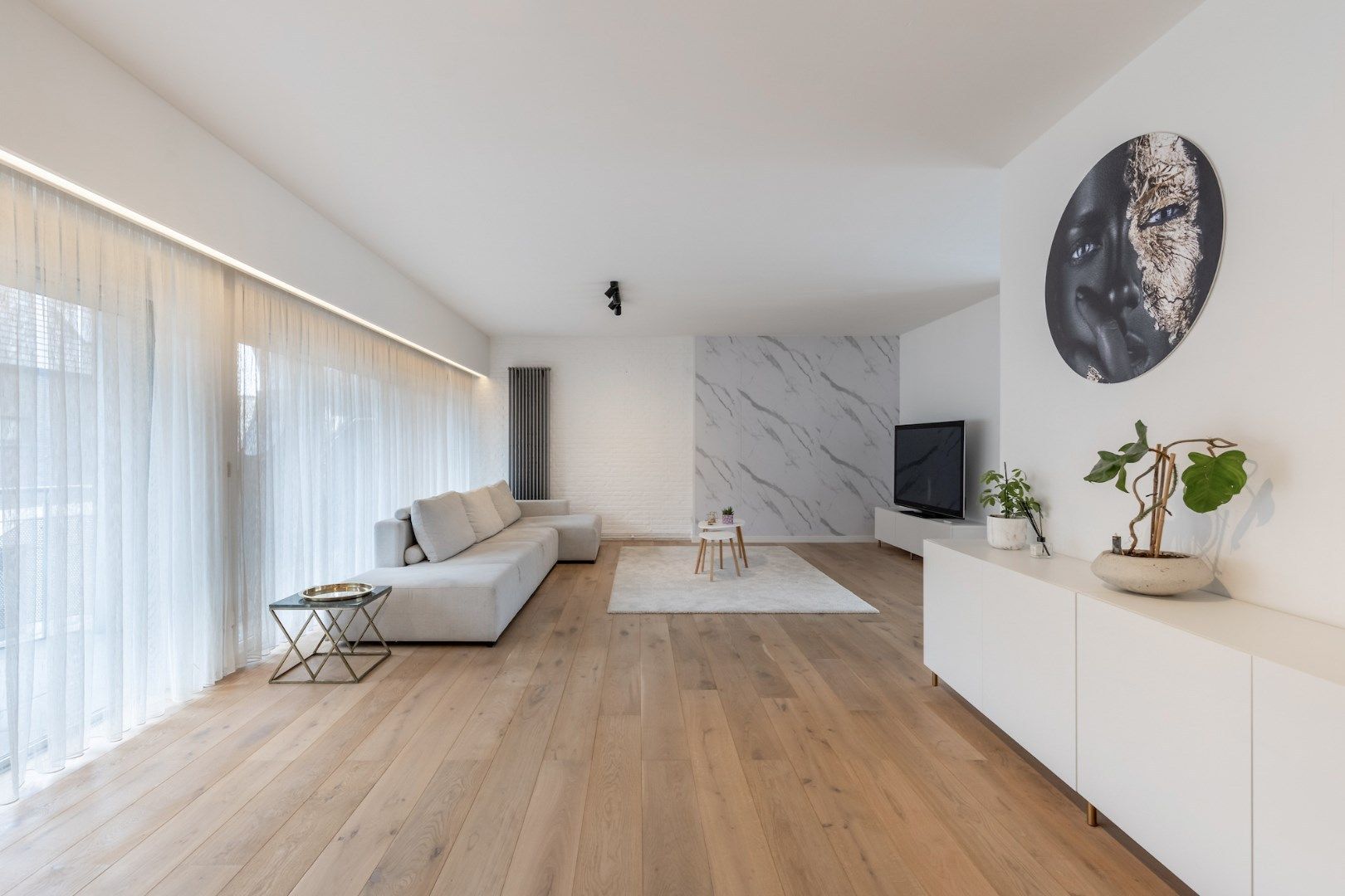 Modern en comfortabel gerenoveerd appartement op de eerste verdieping in het centrum van Neeroeteren foto 5