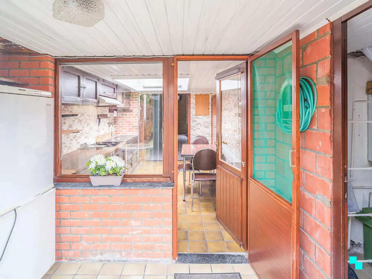 Te renoveren woning met gezellige tuin foto 6