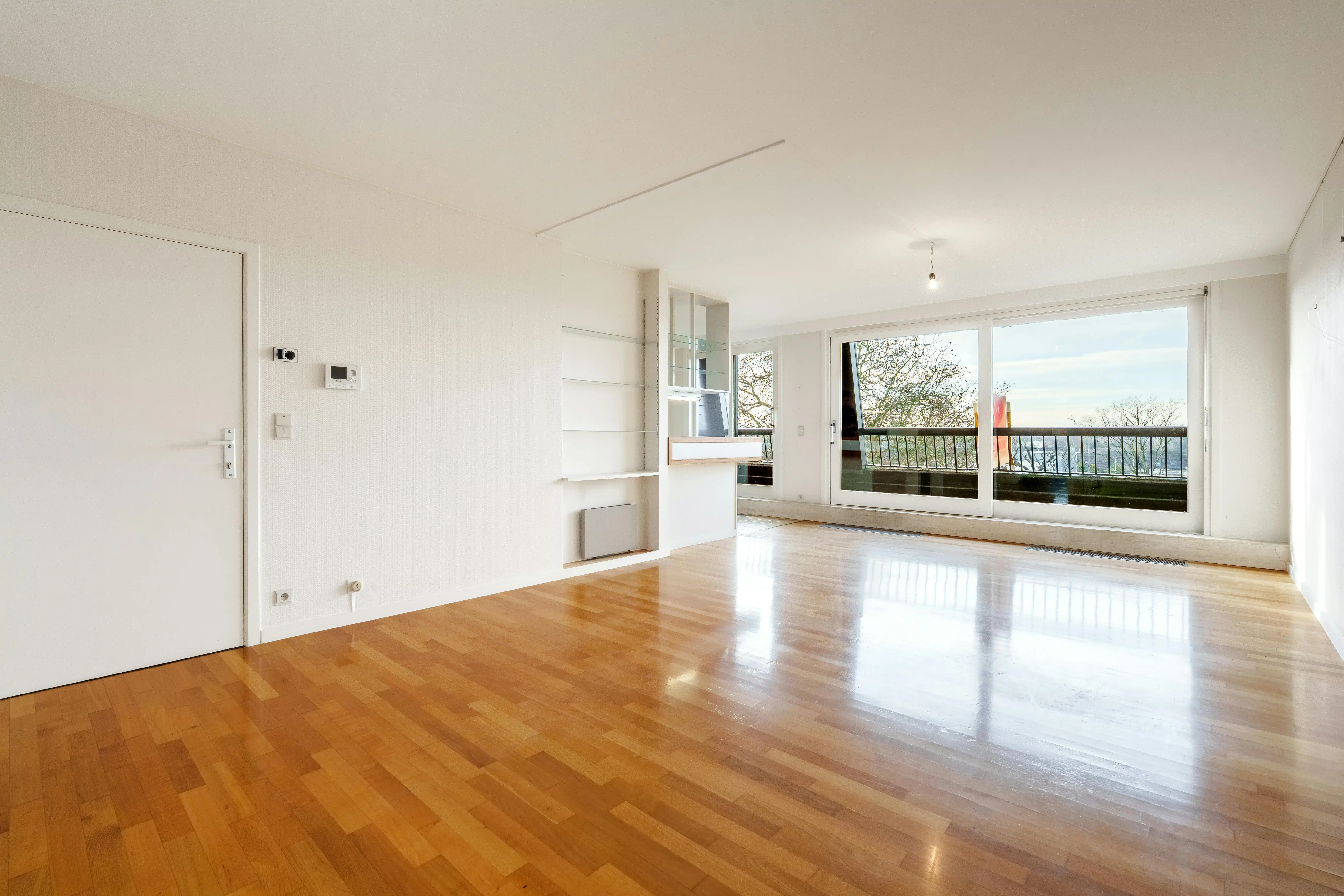 Instapklaar appartement met perfect ZW-oriëntatie in Ieper  foto 3