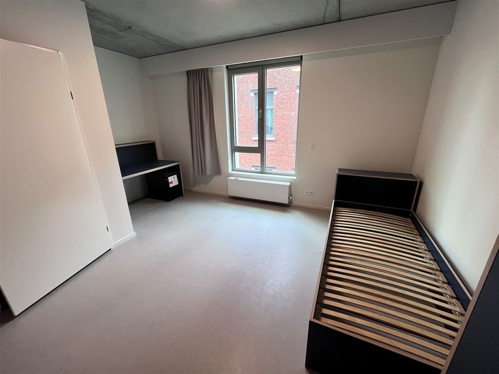 Studentenkamer foto {{pictureIndex}}