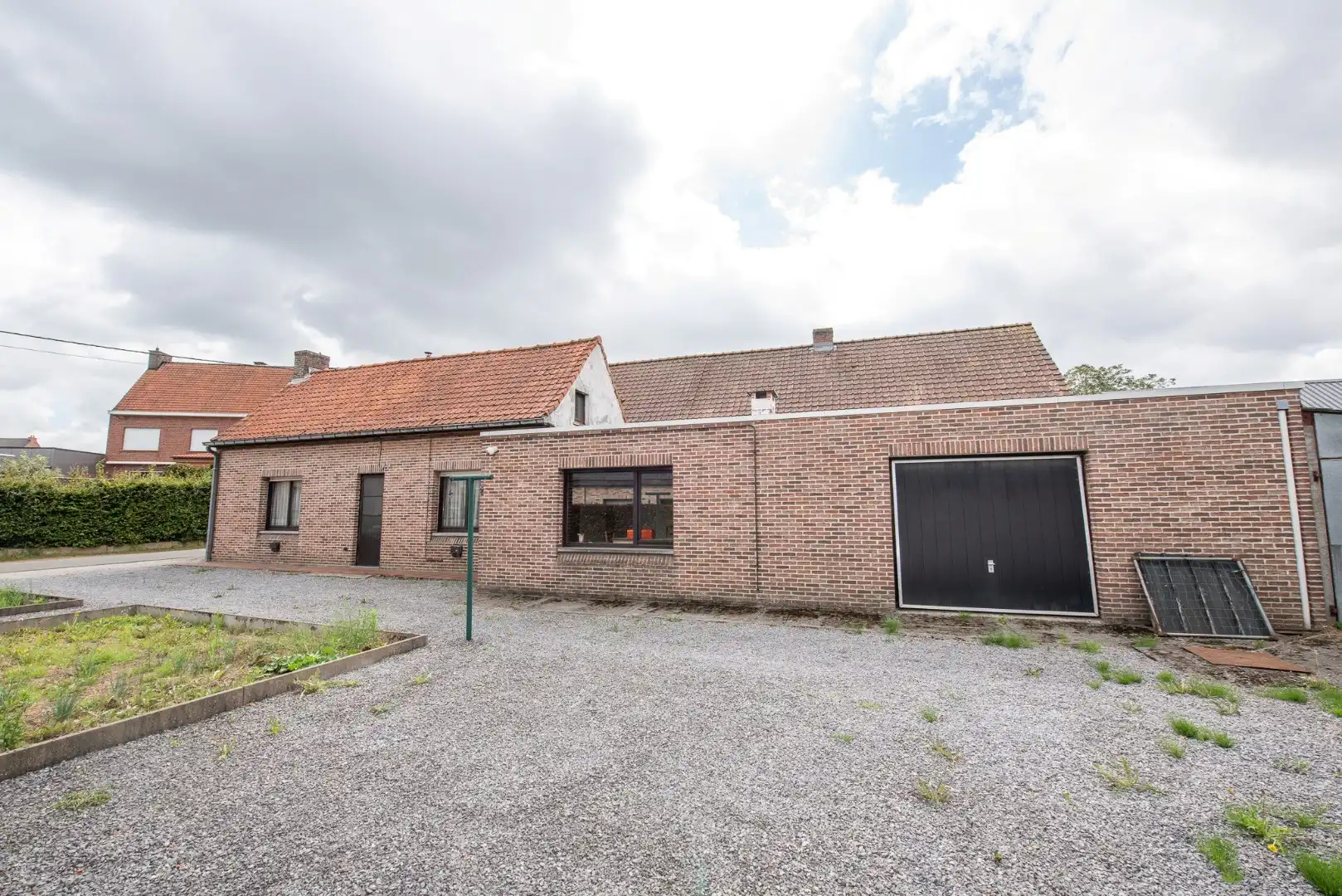 Woning voor totaalrenovatie op 854 m² op topligging te Zulte! foto 8