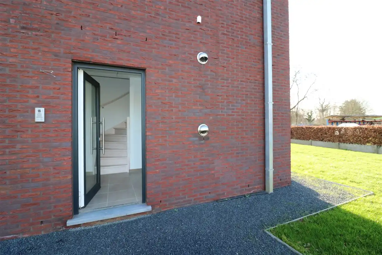 Nieuwbouw appartement met 3 slaapkamers foto 19